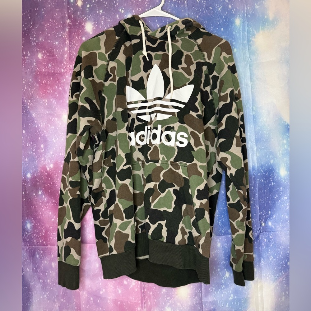 Men’s adidas camo sweatshirt